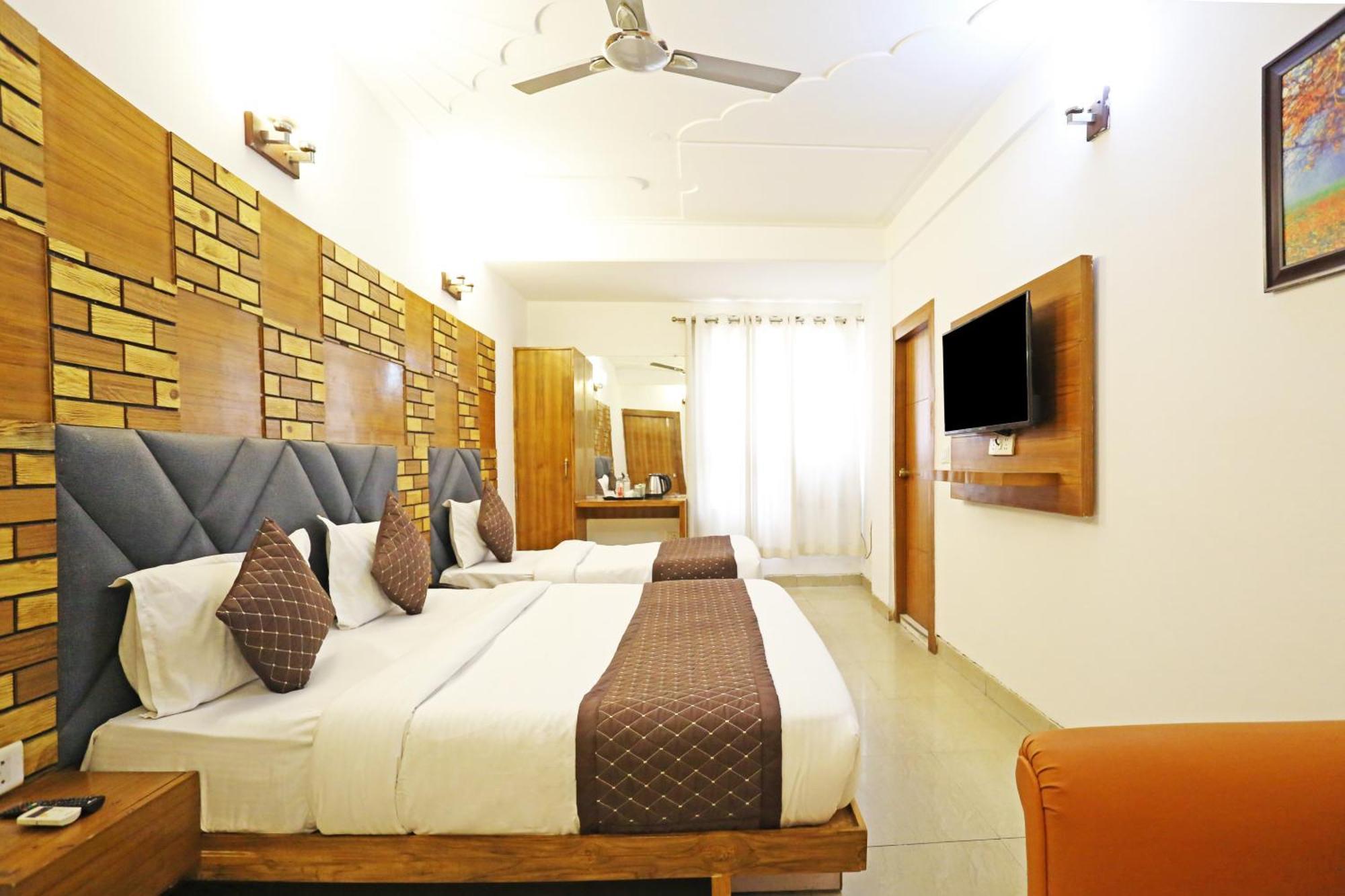 Hotel Ambrosia - A Boutique Hotel Neu-Delhi Exterior foto